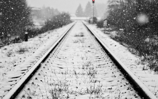 В Ровенской области поезд с туристами сошел с рельсов