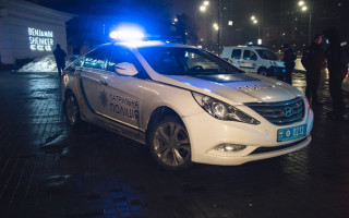 В Киеве пьяный мужчина устроил стрельбу возле ресторана
