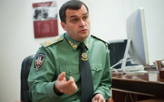 Суд повторно арестовал имущество беглого экс-главы МВД Захарченко