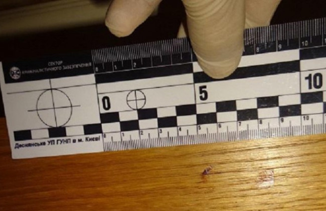 У Києві син жорстоко побив рідну матір: з’явились подробиці