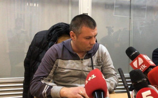 Дело об избиении активистов: за полицейского Мельникова внесли залог