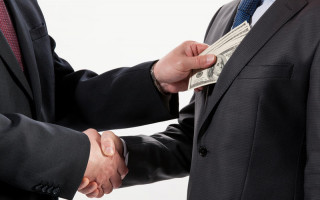 Бум взяток: Генпрокуратура обнародовала отчет за неделю