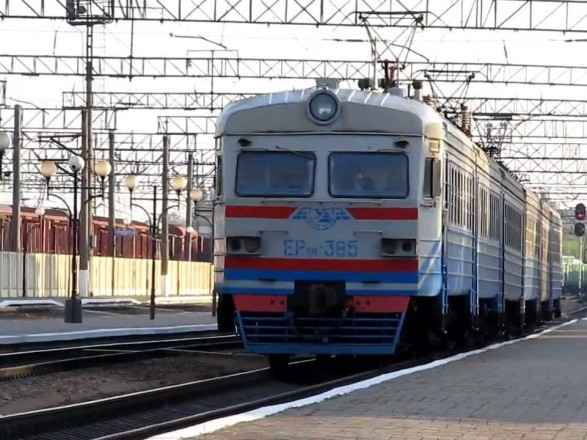 Несчастный случай в Кировоградской области: девушку сбил поезд