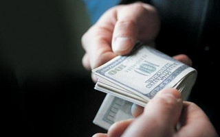 Брали хабарі: у справі колишньої судді та екс-заступника прокурора є нові деталі