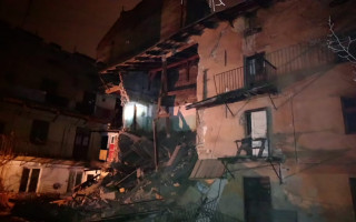 Обвалилась 12-метровая стена: подробности ЧП в центре Львова