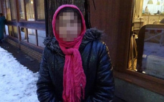 Суд наказал «экстрасенса», которая ограбила прохожего