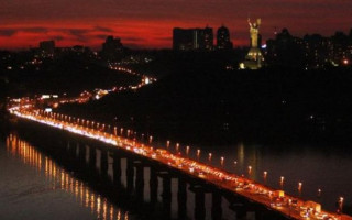 В Киеве перекроют мост Патона: названа причина