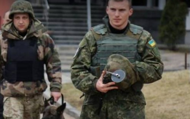 Помстилася працівникам: жінка повідомила про «мінування» банку