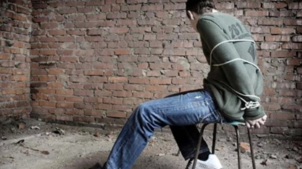 ЧП в Днепре: мужчина взял в заложники женщину