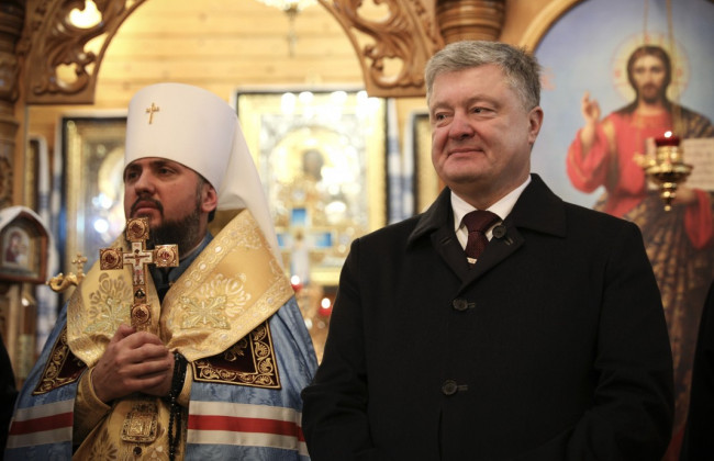 Переходы в ПЦУ: Порошенко рассказал о новых потерях Московского патриархата
