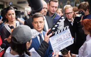 «Слугу народа» купил Netflix, а вокруг «Орла и Решки» разгорелся судебный скандал: новости шоубиза