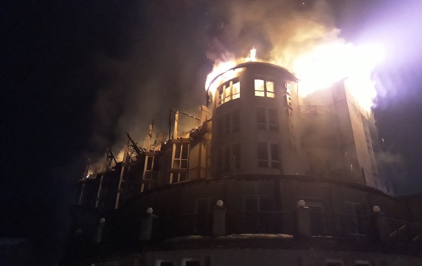 Масштабный пожар во Львовской области: сгорел отель на горнолыжном курорте
