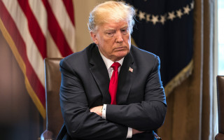 На Дональда Трампа подали в суд 16 штатов: известна причина