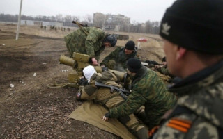 Новые потери боевиков на Донбассе: точный удар ВСУ попал на видео