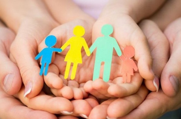 Процедура всиновлення дитини в Україні: рекомендації Мін’юсту