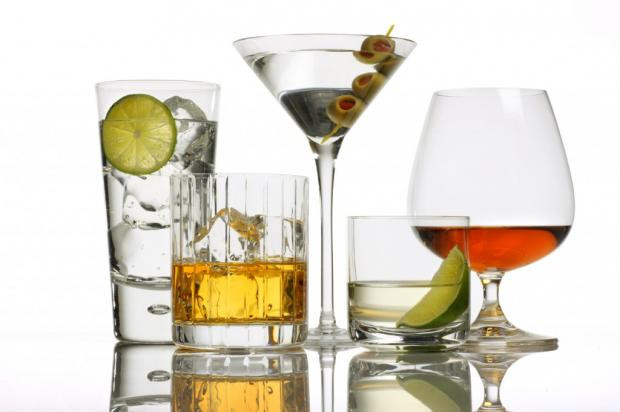 Какие напитки самые вредные: топ-5 медицинских запретов