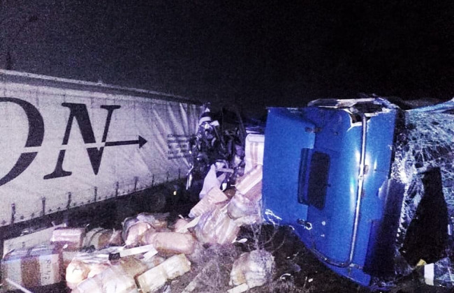 Масштабное ДТП под Житомиром: столкнулись три грузовика, есть пострадавшие