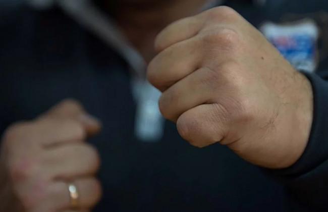 ЧП в Прикарпатье: пьяные директор школы и физрук избили полицейского