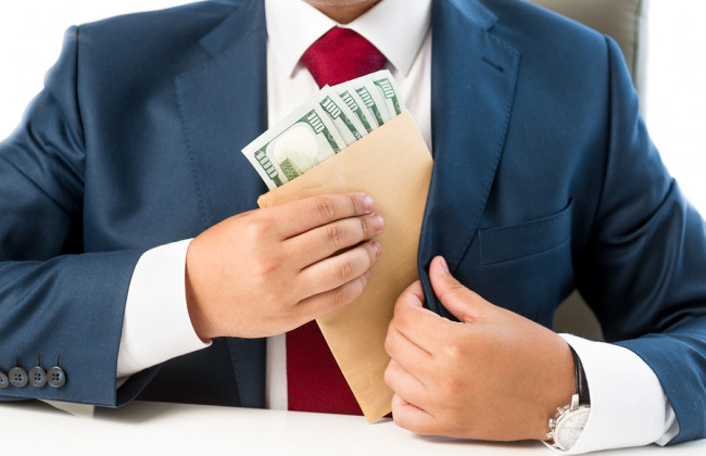 Миллионные хищения: Николаев всколыхнул скандал в школе