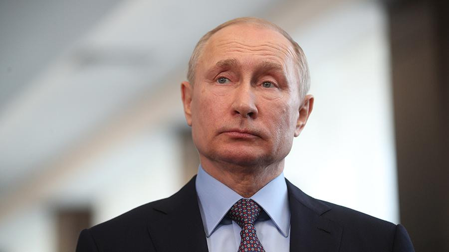 Россияне могут остаться без интернета: Путин сделал громкое заявление
