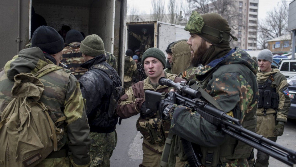 Подробности и кадры с места: российских наемников внезапно стянули в Донецк