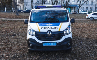 Трагедия в Киеве: тело мертвой обнаженной женщины нашли в канаве