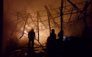 Под Одессой произошел пожар на заводе: есть погибший