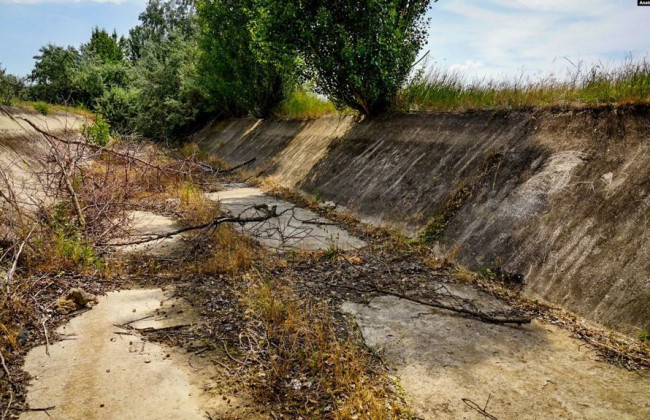 Вода отруєна: у Крим прийшла нова катастрофа
