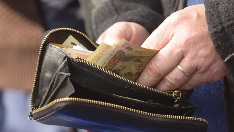 Пересчет пенсий в марте: кто получит больше 800 гривен прибавки