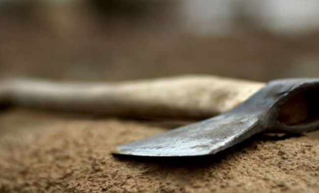 Отец школьницы кроваво расправился с ее парнем в Кропивницком