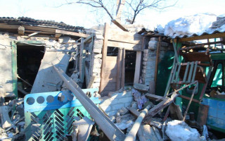 Мины разрывались в домах: боевики обстреляли жилые дома на Донбассе