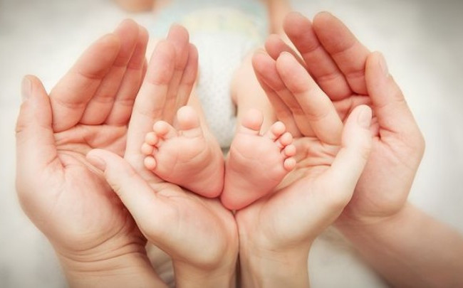 Народження дитини на окупованій території: назвали кількість рішень судів