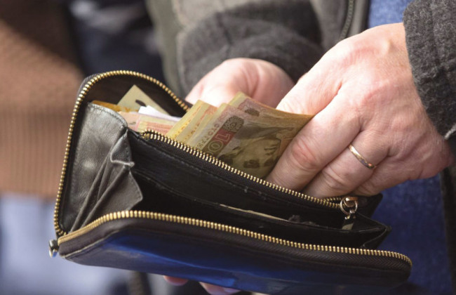 Пересчет пенсий в марте: кто получит больше 800 гривен прибавки