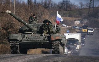 Россия формирует три армии на границе с Украиной: Порошенко сделал тревожное заявление