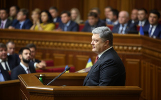 Борьба с уклонением от налогов: Порошенко внес в Раду важный законопроект