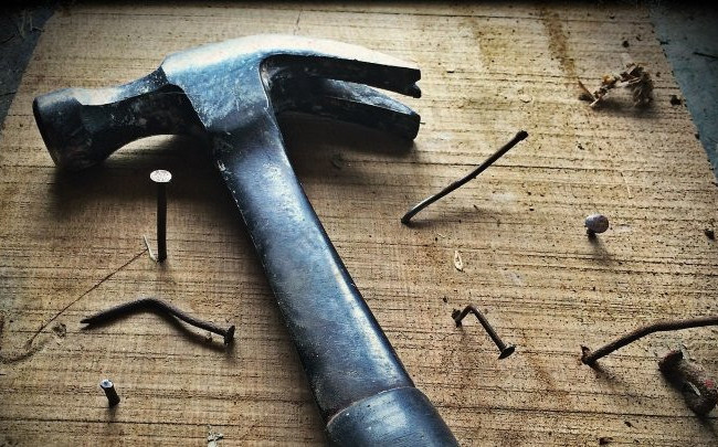 Спрятал тело в морозилке: под Киевом мужчина убил свою начальницу молотком