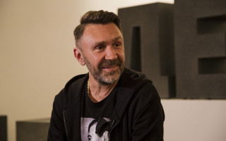 Шнурова обвинили в украинской пропаганде, а Шакиру ждет суд за неуплату налогов: новости шоубиза