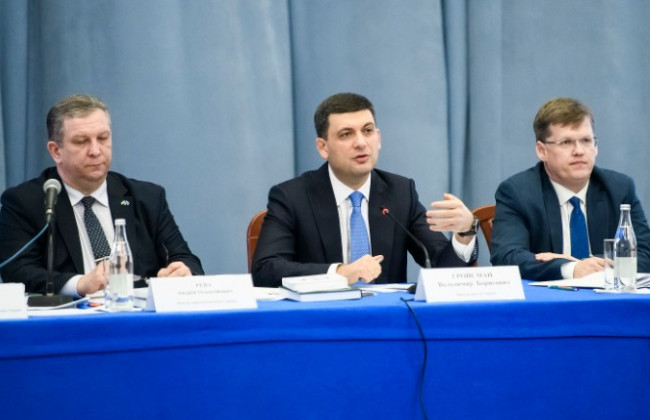 Новые пенсии и субсидии: в Кабмине порадовали украинцев