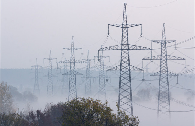 Студентка повесилась на высоковольтной вышке под Харьковом