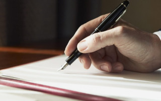 Перші нотаріуси та державні реєстратори підтвердили професійну компетентність