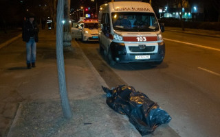 Более ста метров протащила по дороге: Киев всколыхнуло смертельное ДТП