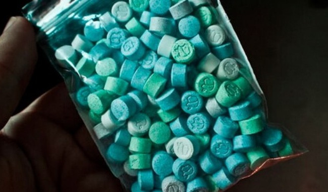 Збував наркотики: у Миколаївській області судитимуть поліцейського