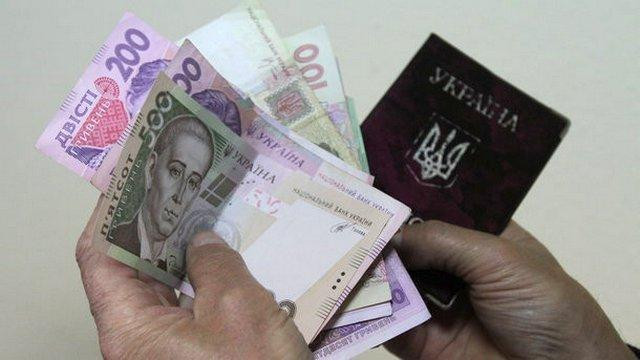 Индексация пенсий: Порошенко раскрыл подробности повышения выплат в марте