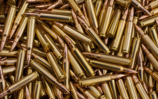 Украл боеприпасы из части: на Донбассе задержали военного