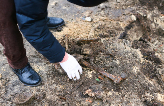 Страшная находка: в Киеве возле Дарницкого вокзала обнаружили человеческие останки