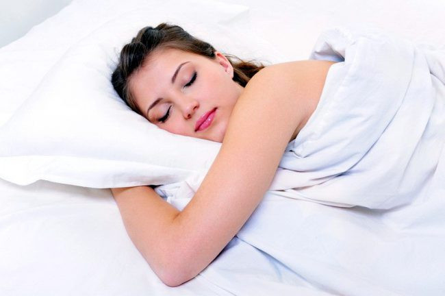 Почему полезно высыпаться: топ-7 основных причин