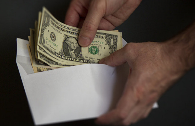 Шантажировал бизнесмена: в Днепре задержан известный активист