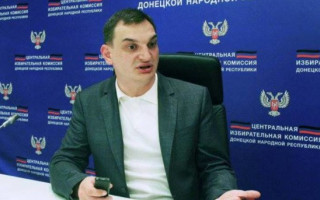 Организовывал псевдореферендум: экс-главарь боевиков сдался Украине