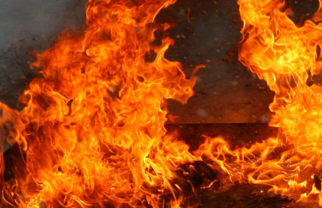 Масштабный пожар на заводе в Мариуполе: первые подробности