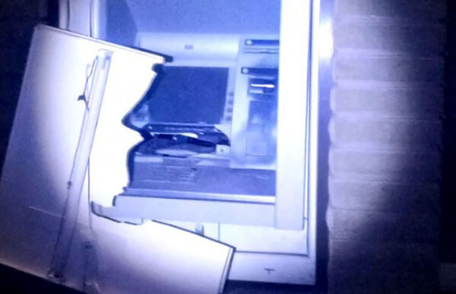 В Запорожье неизвестные подорвали банкомат: есть подробности